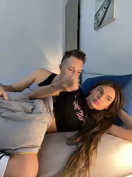 Snapshot of dreamgirls100 chatting on January 2025 07:06:02 PM dreamgirls100 online show from January 2025 07:06:02 PM