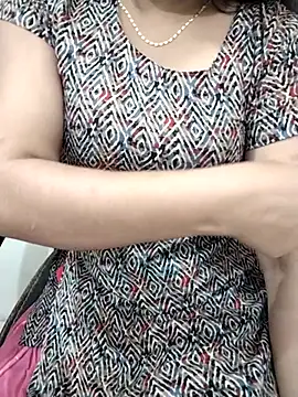 Snapshot of Tapur- chatting on October 2025 07:07:02 AM Tapur- online show from October 2025 07:07:02 AM