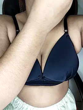 Snapshot of Tapur- chatting on November 2025 02:50:02 PM Tapur- online show from November 2025 02:50:02 PM