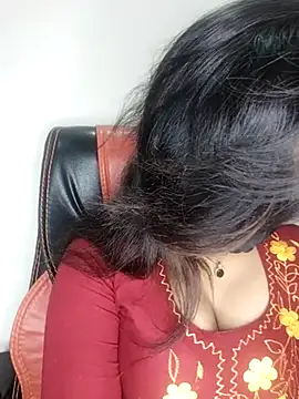 Snapshot of Tapur- chatting on January 2026 04:45:01 PM Tapur- online show from January 2026 04:45:01 PM