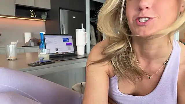 Snapshot of Graciemae_baexx chatting on February 2025 09:25:02 PM Graciemae baexx online show from February 2025 09:25:02 PM