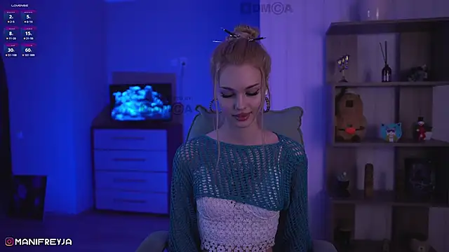 ManiFreyja online show from December 2024 07:08:02 PM