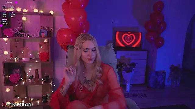 ManiFreyja online show from February 2025 03:45:02 AM