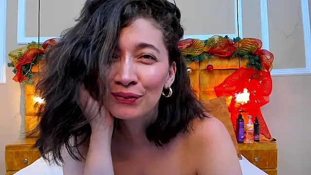 Snapshot of adarussell chatting on January 2025 04:13:01 PM adarussell online show from January 2025 04:13:01 PM