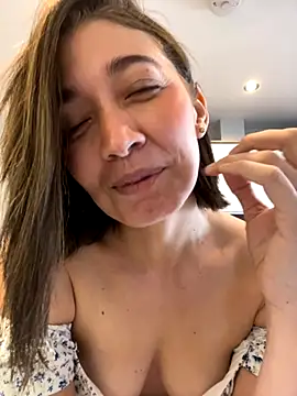 Snapshot of adarussell chatting on September 2025 11:25:01 AM adarussell online show from September 2025 11:25:01 AM