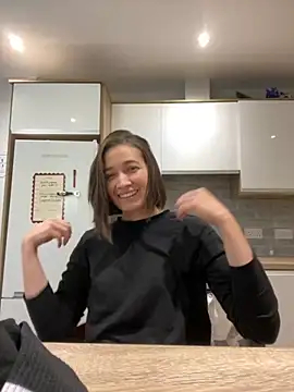 Snapshot of adarussell chatting on October 2025 07:12:02 PM adarussell online show from October 2025 07:12:02 PM