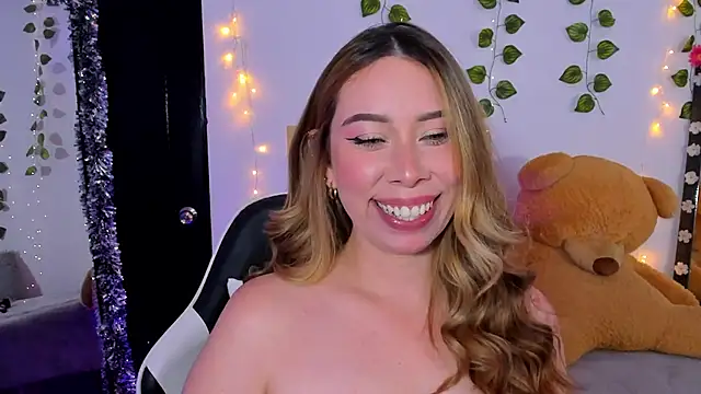 JanneKim online show from March 2026 05:41:02 PM