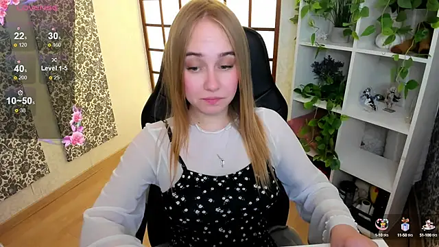 Snapshot of LianaBright chatting on February 2025 03:48:01 AM LianaBright online show from February 2025 03:48:01 AM