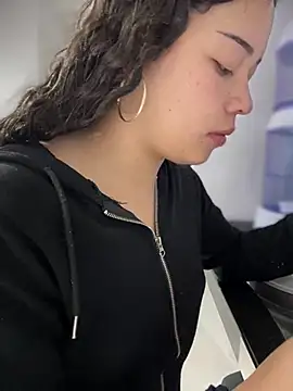 Paloma  LS online show from March 2025 02:19:01 PM