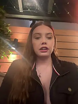 Snapshot of Krystal_Tx chatting on February 2025 07:43:02 PM Krystal Tx online show from February 2025 07:43:02 PM