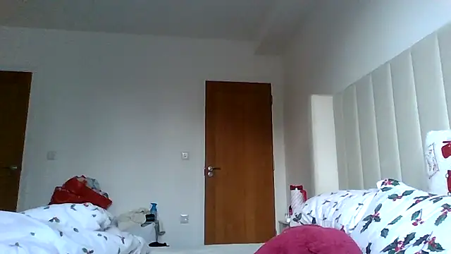 Snapshot of Krystal_Tx chatting on November 2025 02:50:02 PM Krystal Tx online show from November 2025 02:50:02 PM