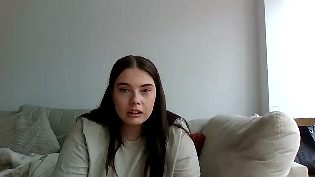 Krystal Tx online show from June 2026 06:50:01 PM