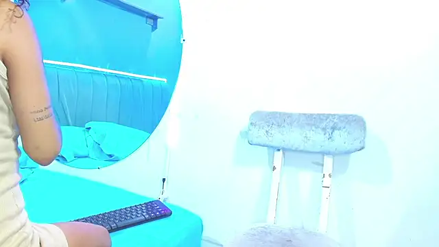 Snapshot of minimi_naty chatting on December 2024 07:25:02 PM minimi naty online show from December 2024 07:25:02 PM