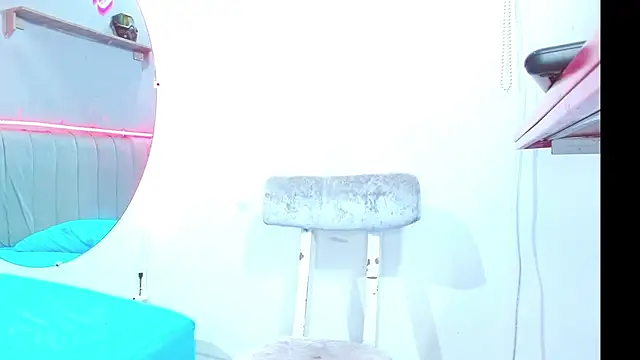 Snapshot of minimi_naty chatting on December 2024 10:26:01 PM minimi naty online show from December 2024 10:26:01 PM