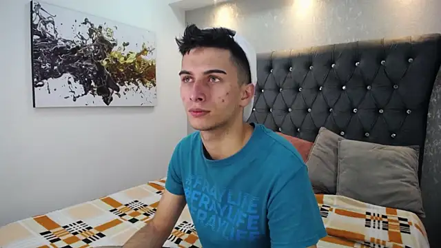 Snapshot of MrWilliseo chatting on February 2025 07:25:02 PM MrWilliseo online show from February 2025 07:25:02 PM