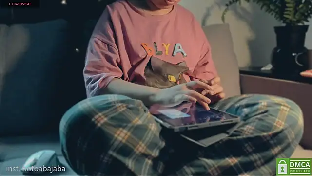 whoa-hoa-hoa-hoa-hoa online show from February 2025 11:44:02 AM