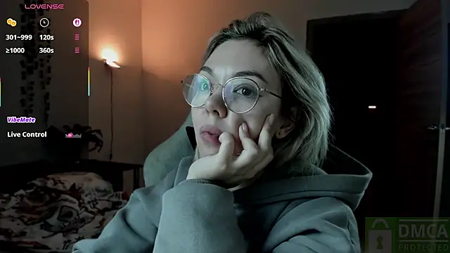 whoa-hoa-hoa-hoa-hoa online show from October 2025 09:15:01 PM