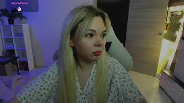 whoa-hoa-hoa-hoa-hoa online show from December 2025 05:31:01 PM