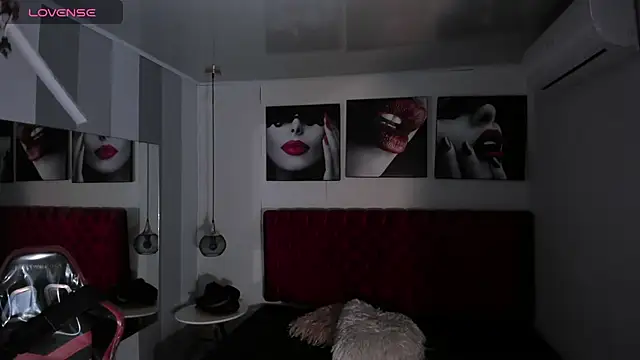 KENDER21  online show from February 2025 12:46:02 PM