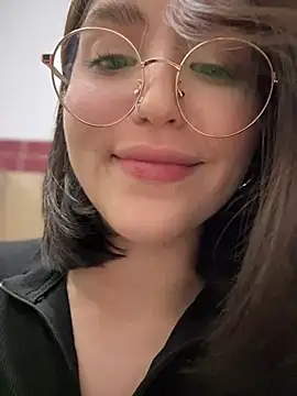 meow girl online show from March 2025 10:11:02 AM