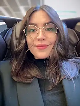 meow girl online show from September 2025 10:08:02 AM