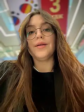 meow girl online show from May 2026 09:46:01 AM
