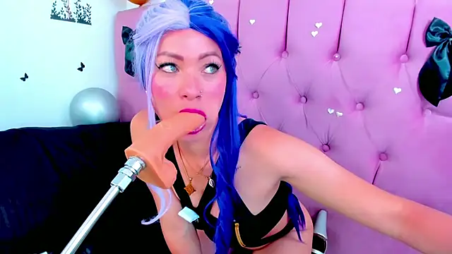 danythomsonm online show from March 2026 02:49:02 AM