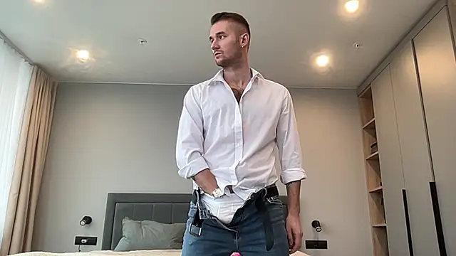 cute mark online show from October 2025 07:08:02 AM