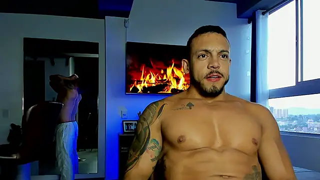 Maximo Marcelo online show from January 2025 11:02:01 PM