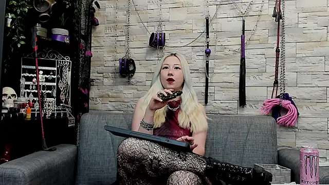 CruelMistress online show from May 2026 01:01:01 AM