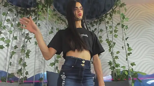 Venusflame   online show from January 2025 08:36:02 PM