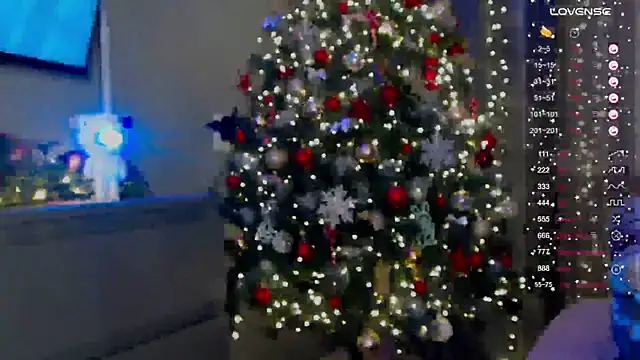 Snapshot of _Sexy-Mia_ chatting on December 2024 07:11:02 PM Sexy-Mia online show from December 2024 07:11:02 PM