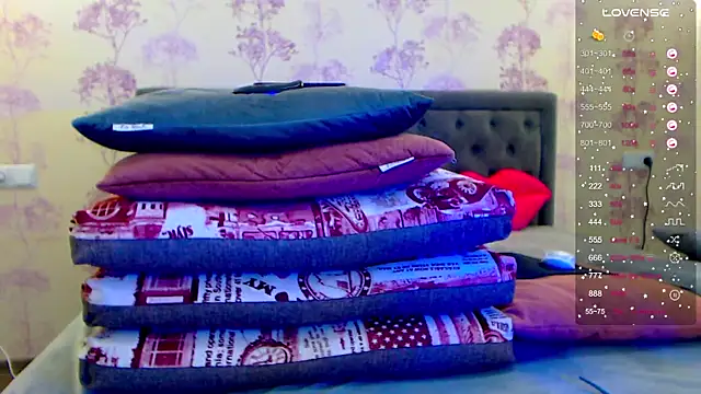 Snapshot of _Sexy-Mia_ chatting on January 2025 08:59:02 PM Sexy-Mia online show from January 2025 08:59:02 PM