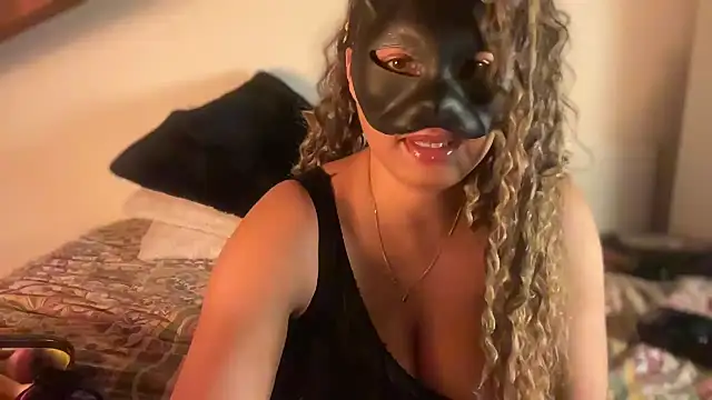 Snapshot of SCARLET-SANTANA chatting on January 2026 10:01:02 PM SCARLET-SANTANA online show from January 2026 10:01:02 PM