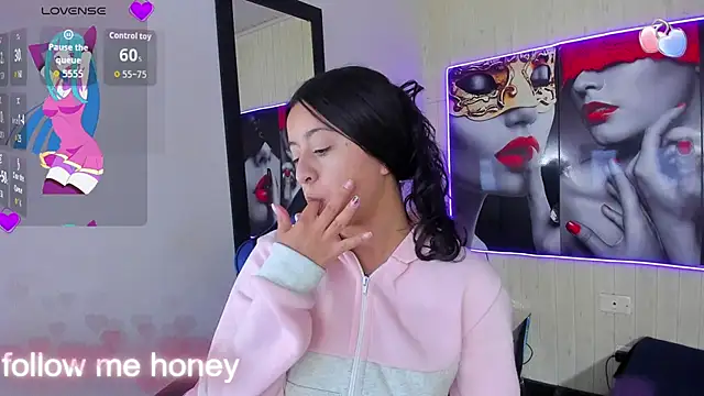 zoe connor19 online show from January 2026 07:18:01 PM