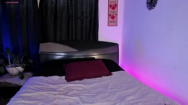 anhiahoney02 online show from May 2026 10:05:01 PM