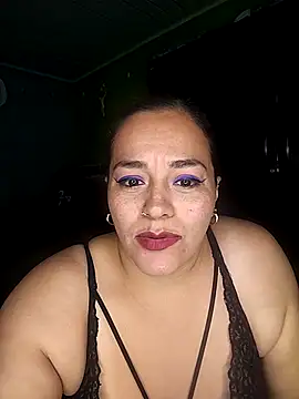 Snapshot of emily_sweet13 chatting on May 2026 02:39:01 AM emily sweet13 online show from May 2026 02:39:01 AM