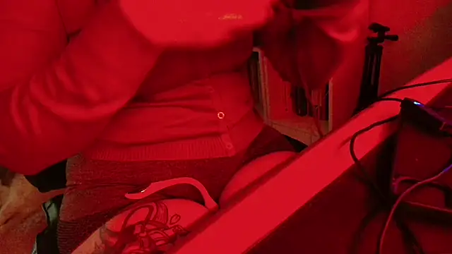 DirtyDi97 online show from November 2025 02:06:01 PM