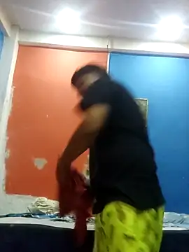 Snapshot of Tu_papi_69_ chatting on November 2025 11:04:01 PM Tu papi 69 online show from November 2025 11:04:01 PM