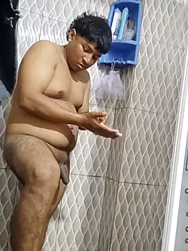 Snapshot of Tu_papi_69_ chatting on November 2025 11:40:01 PM Tu papi 69 online show from November 2025 11:40:01 PM