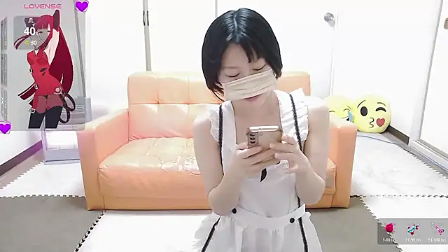 Snapshot of minamina1221 chatting on April 2026 05:09:02 PM minamina1221 online show from April 2026 05:09:02 PM