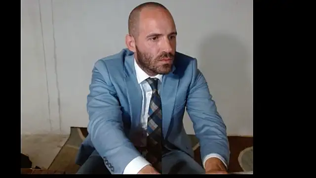 Snapshot of TheNakedPreacher chatting on December 2025 04:27:01 PM TheNakedPreacher online show from December 2025 04:27:01 PM