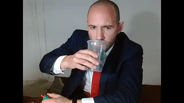 Snapshot of TheNakedPreacher chatting on January 2026 02:19:02 PM TheNakedPreacher online show from January 2026 02:19:02 PM