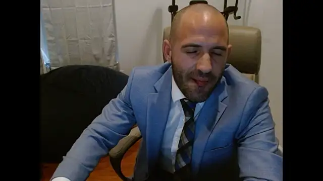 Snapshot of TheNakedPreacher chatting on January 2026 04:09:02 PM TheNakedPreacher online show from January 2026 04:09:02 PM