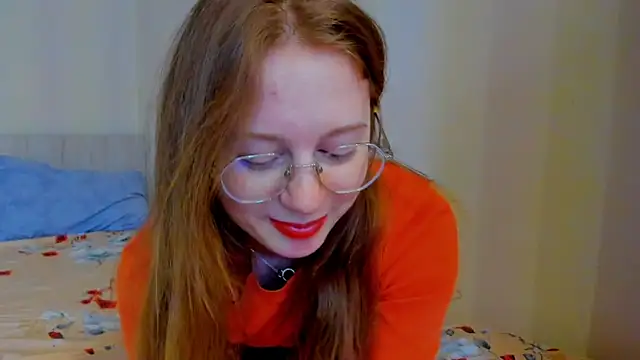 Snapshot of Fire_Luna chatting on January 2025 07:49:02 AM Fire Luna online show from January 2025 07:49:02 AM