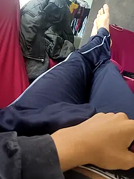 Snapshot of Juliano69xv chatting on January 2026 12:52:01 PM Juliano69xv online show from January 2026 12:52:01 PM