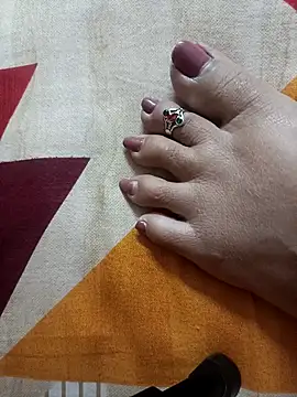 lakey91girl online show from March 2026 04:39:02 PM