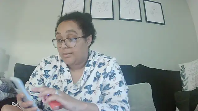 vanilla chocolate23 online show from November 2025 11:29:01 AM