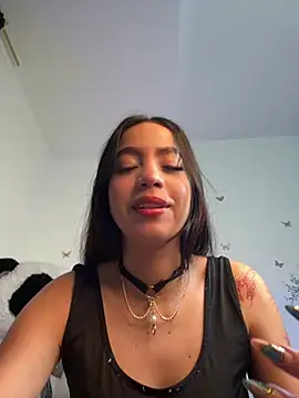 IamSteph13 online show from May 2026 04:30:02 AM