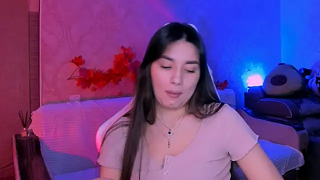 Snapshot of Swee_Alicee chatting on February 2025 11:45:02 AM Swee Alicee online show from February 2025 11:45:02 AM